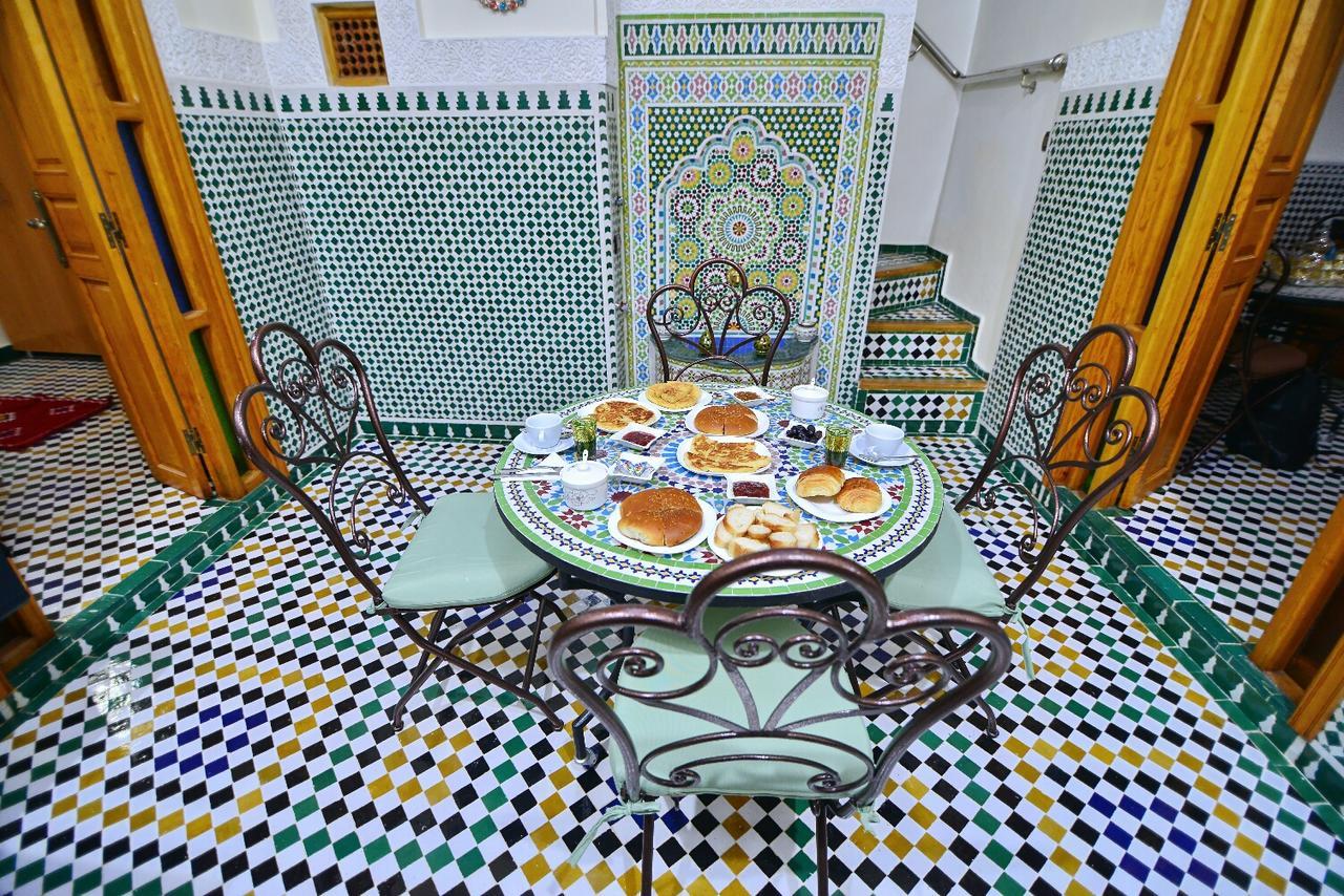 Dar Ikram Hotel Fez Bagian luar foto