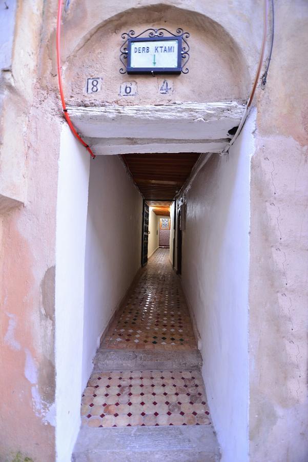 Dar Ikram Hotel Fez Bagian luar foto