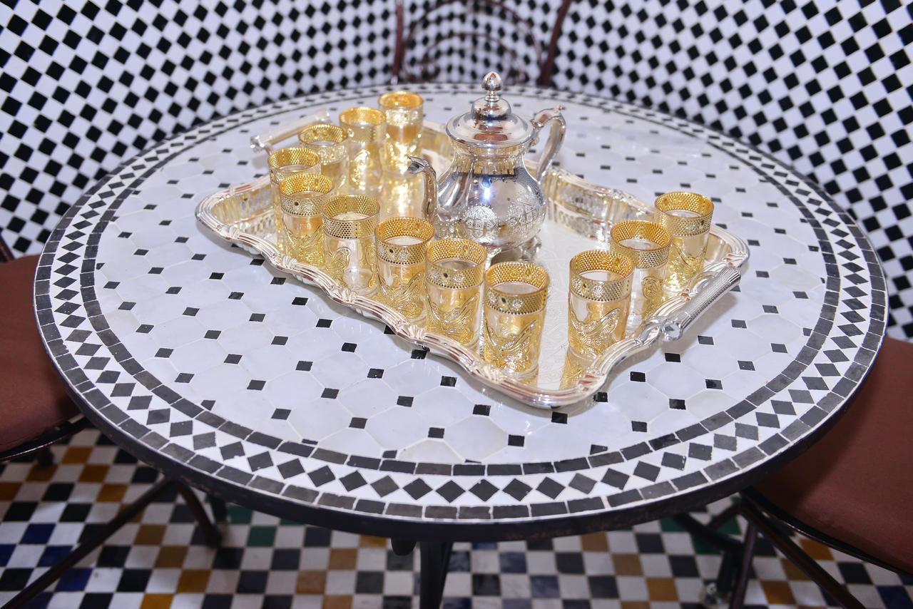 Dar Ikram Hotel Fez Bagian luar foto
